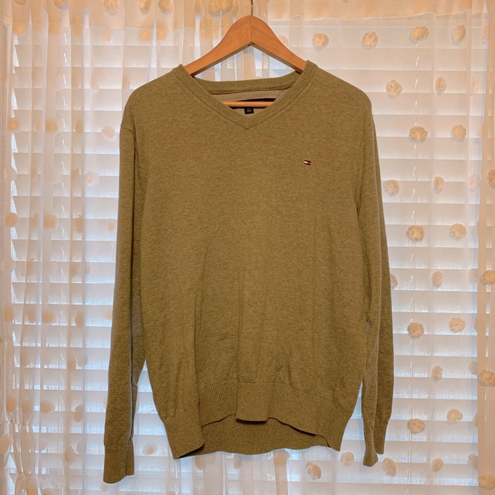 men’s sweater